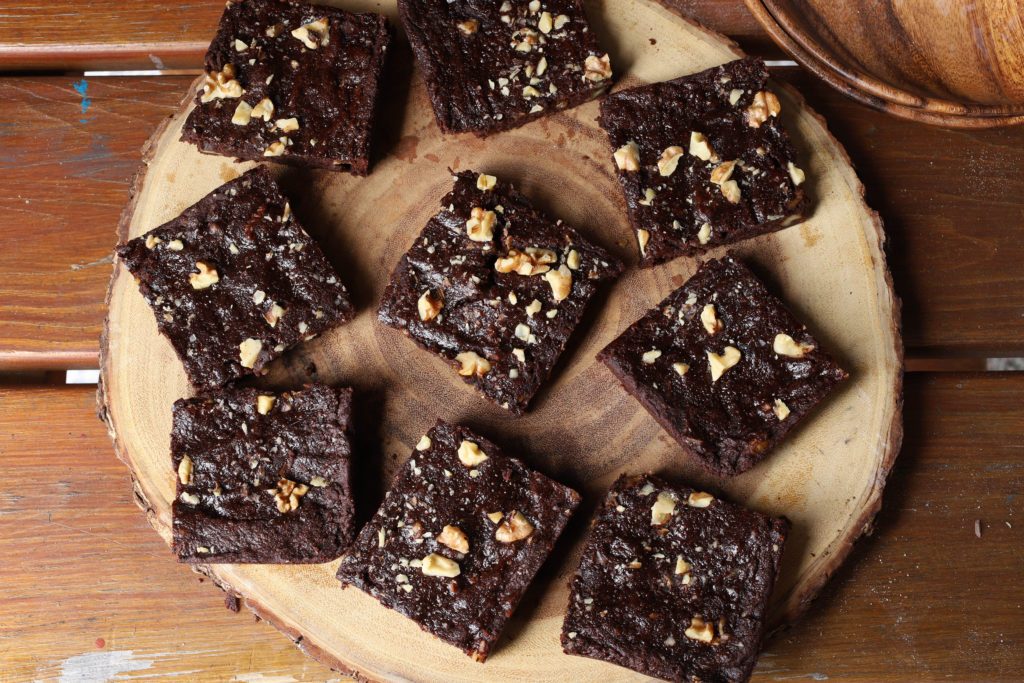 vegan fudge walnut brownies
